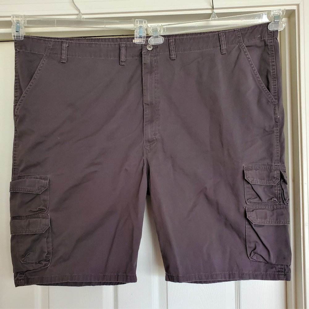 Men's Wrangler Authentics Cargo Shorts, SIZE 54 Gray - Worn Only Once!